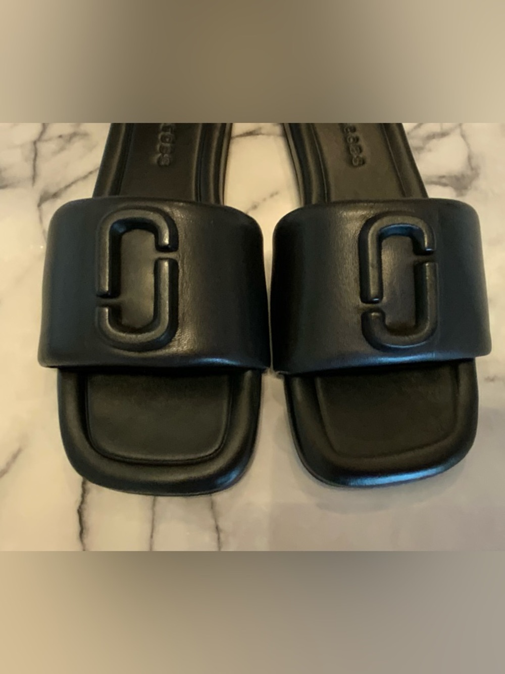 Marc Jacobs Black leather Slide Sandals with Signature Logo - Picture 6 of 7